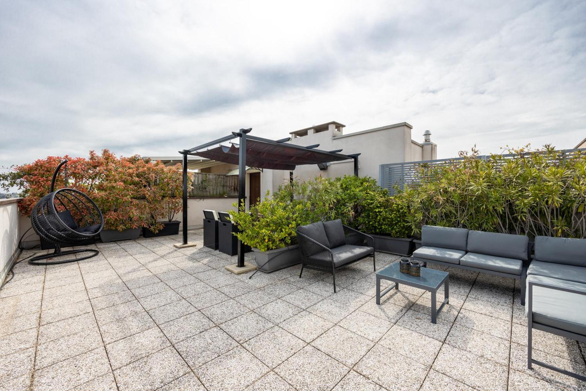 מילאנו Bocconi'S Nest - Close To Duomo With Terrace מראה חיצוני תמונה